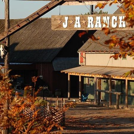 J A Ranch Bed & Breakfast Stromsnasbruk 외부 사진