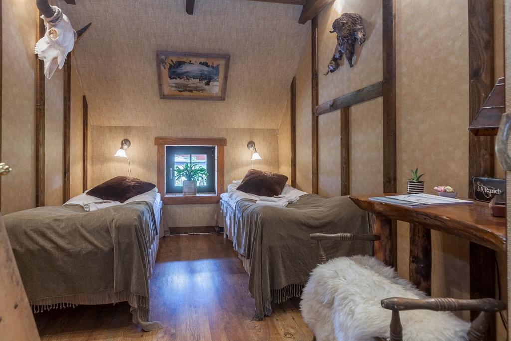 J A Ranch Bed & Breakfast Stromsnasbruk 외부 사진
